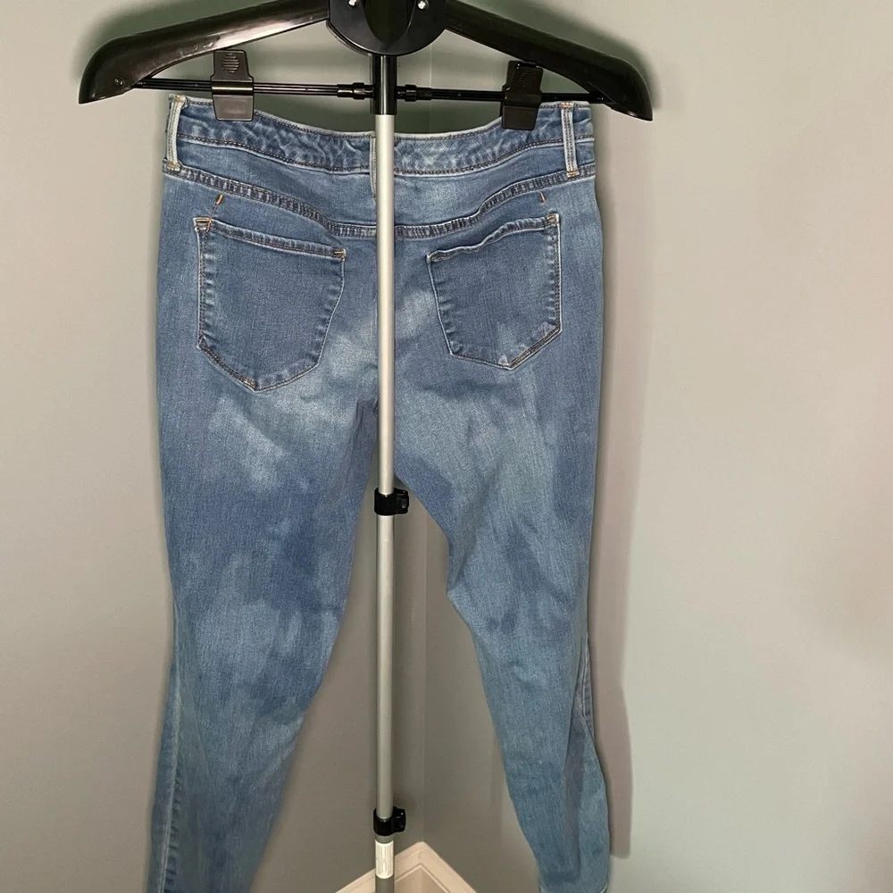Mossimo Supply Co. Light Blue Skinny Mid Rise Jegging Jeans